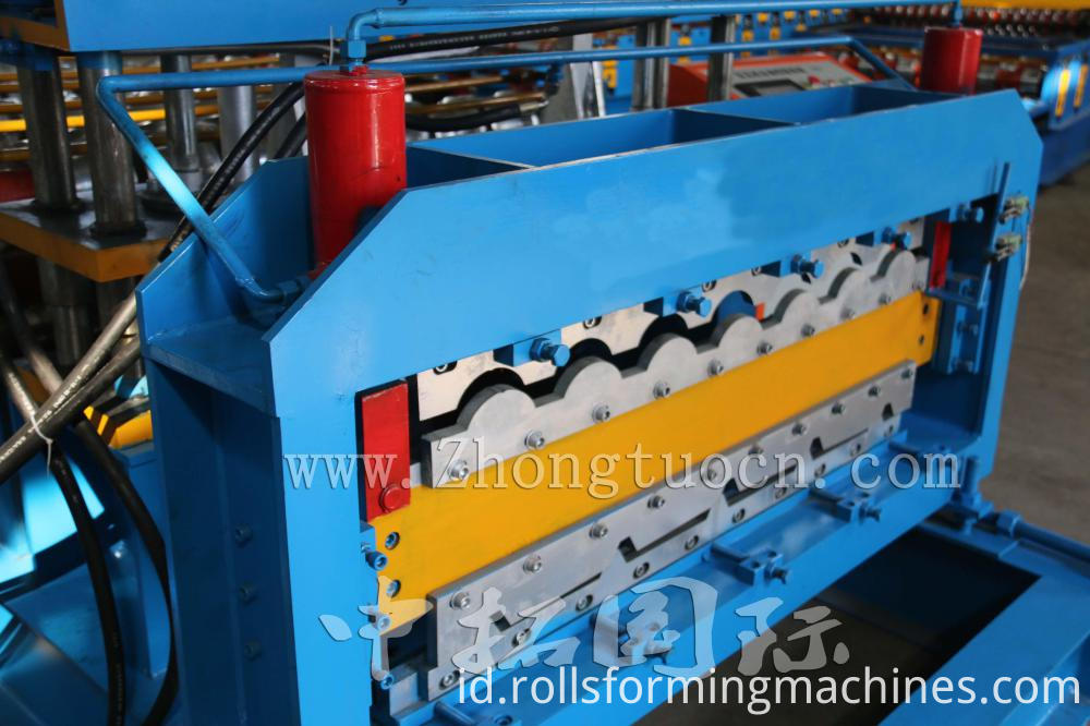 Double Layer for Glazed and Trapezoidal Roof Tile Machine 02 Double Layer for Glazed and Trapezoidal Roof Tile Machine 02